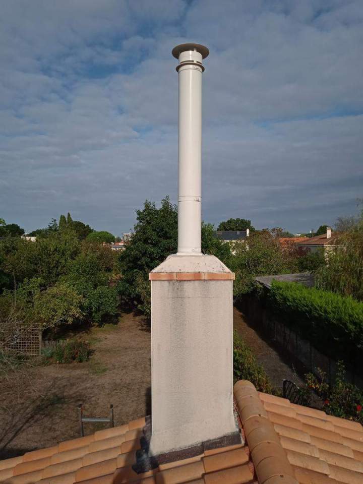 Pose conduit de fumée Rezé