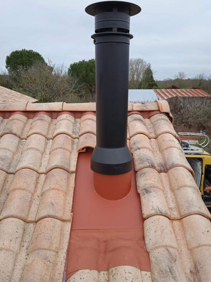 Installation de conduit de fumée Rezé