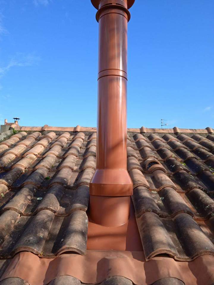 Installation de conduit de fumée Rezé